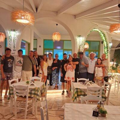 book a table at estia taverna